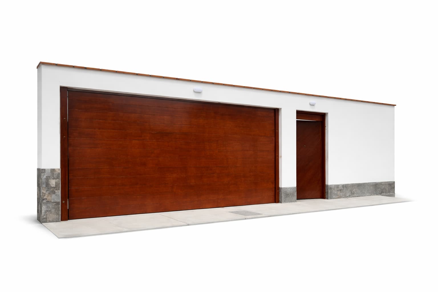 Portón seccional con puerta peatonal integrada moderno