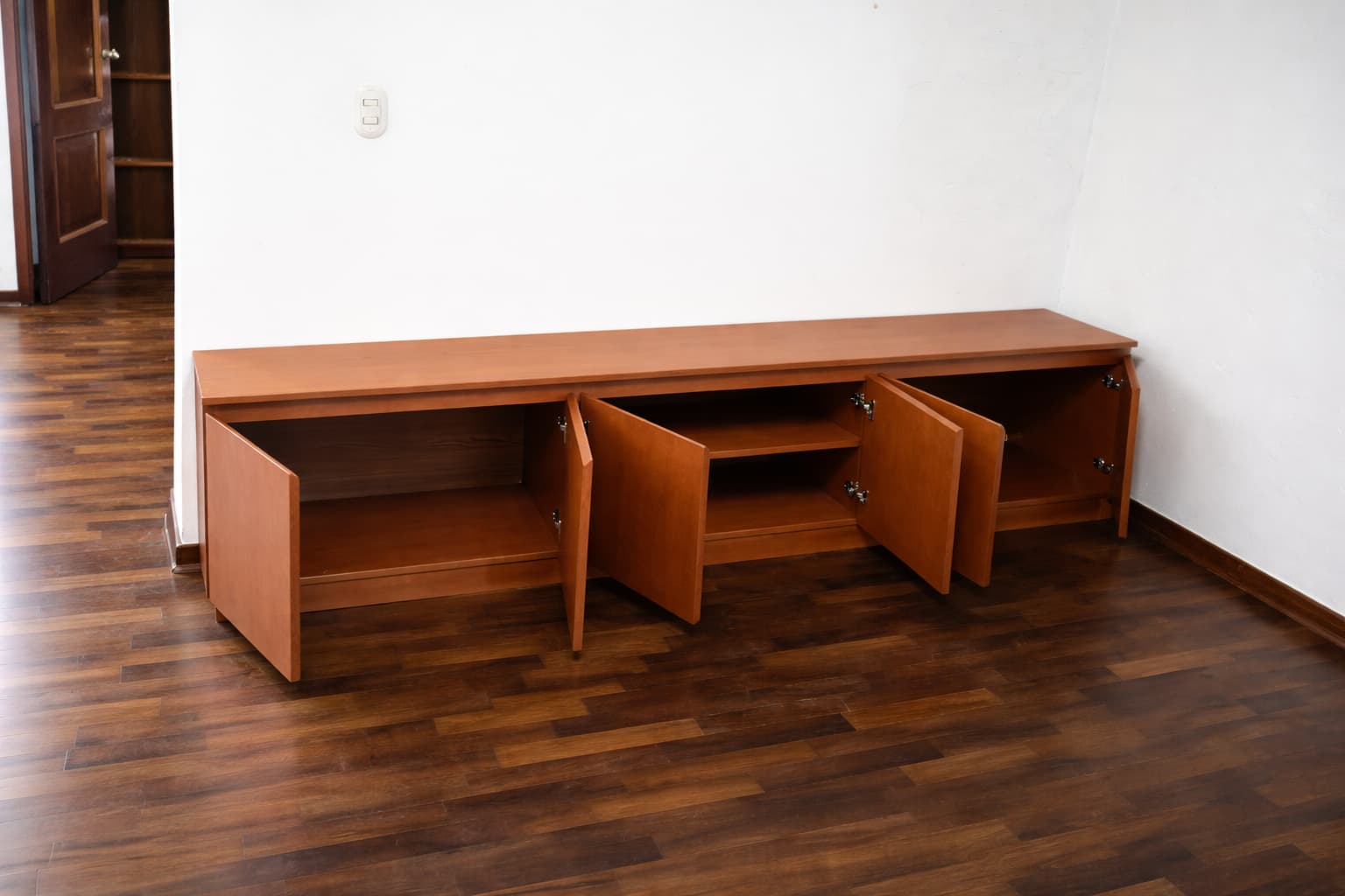 Aparador Minimalista Madera